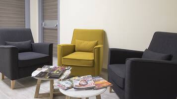 Zona de estar del vestíbulo