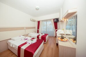 Minibar, ferro/asse da stiro, lenzuola