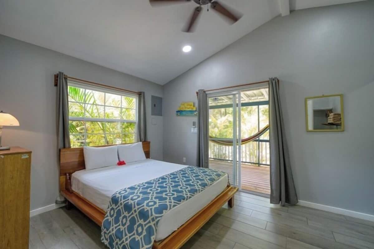 Departamento de lujo | Cortinas blackout, tabla de planchar con plancha y wifi gratis