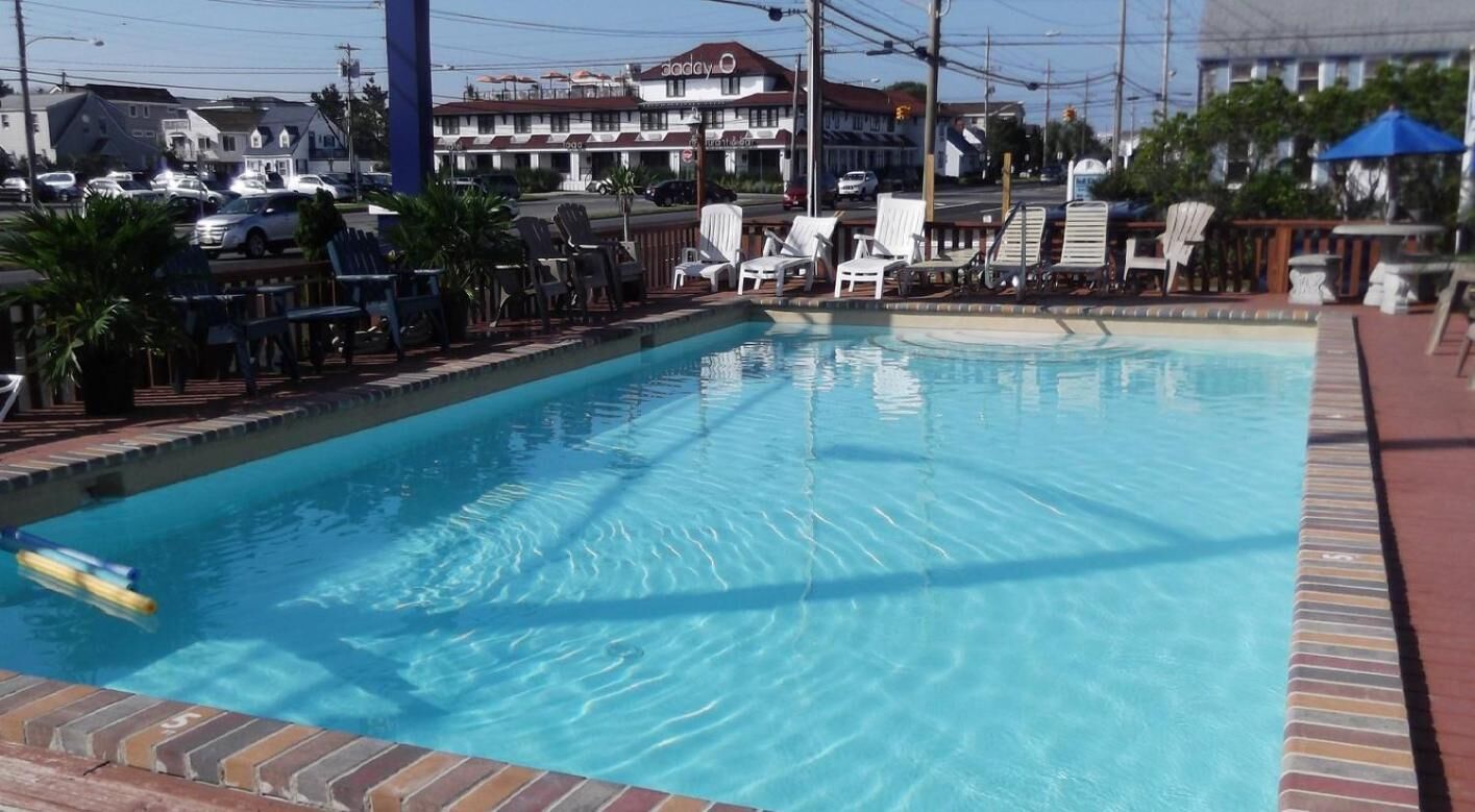 Hồ bơi ngoài trời 