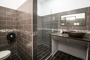 Bathroom - Hotel Lime House (Jacó)