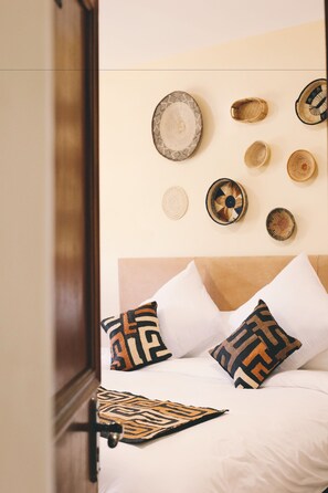 Coffres-forts dans les chambres, Wi-Fi gratuit, draps fournis