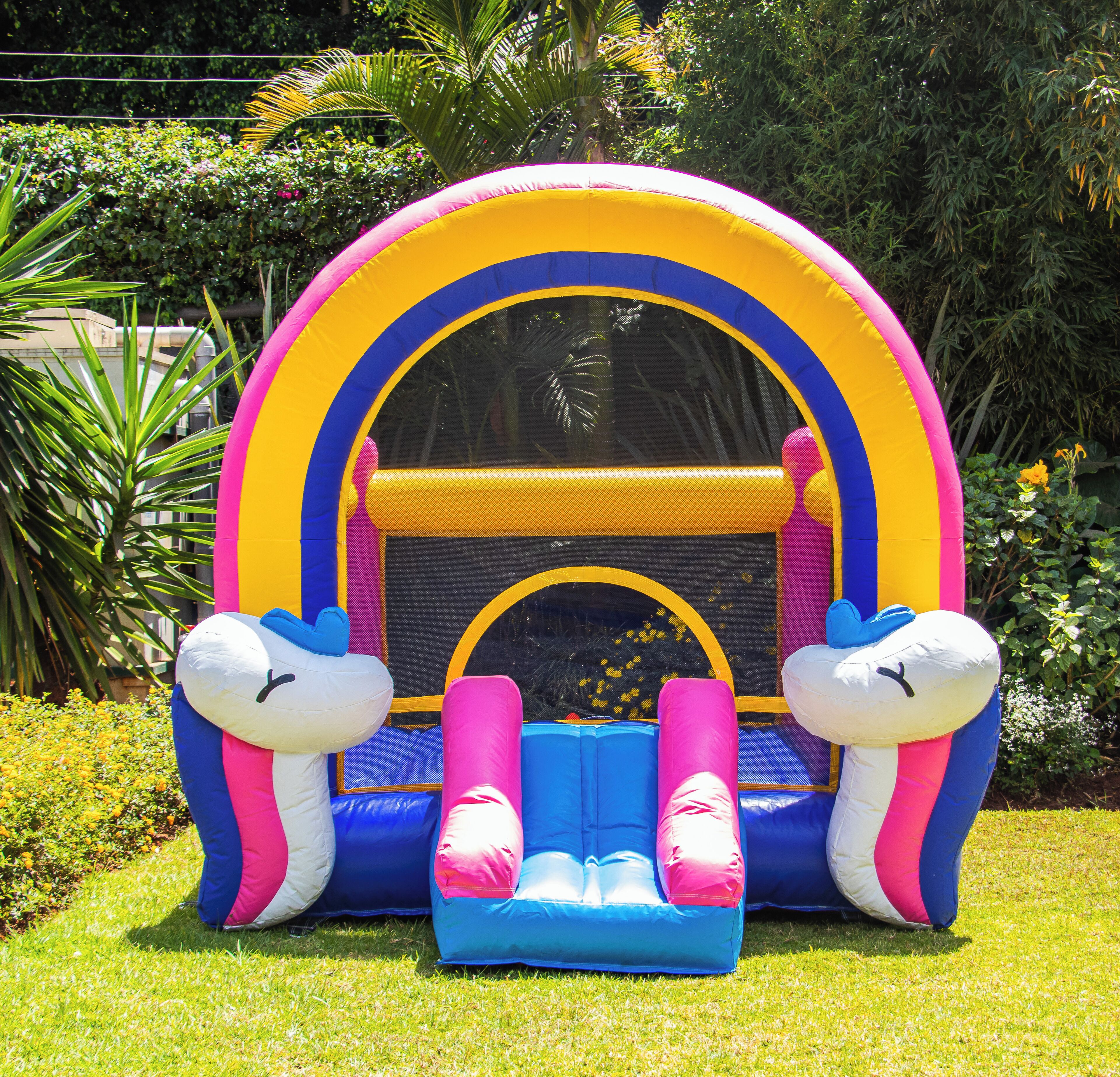 children’s play area – outdoor