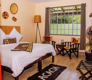 In-room safe, free WiFi, bed sheets - Acacia Tree Lodge (Nairobi)