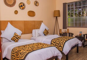In-room safe, free WiFi, bed sheets - Acacia Tree Lodge (Nairobi)
