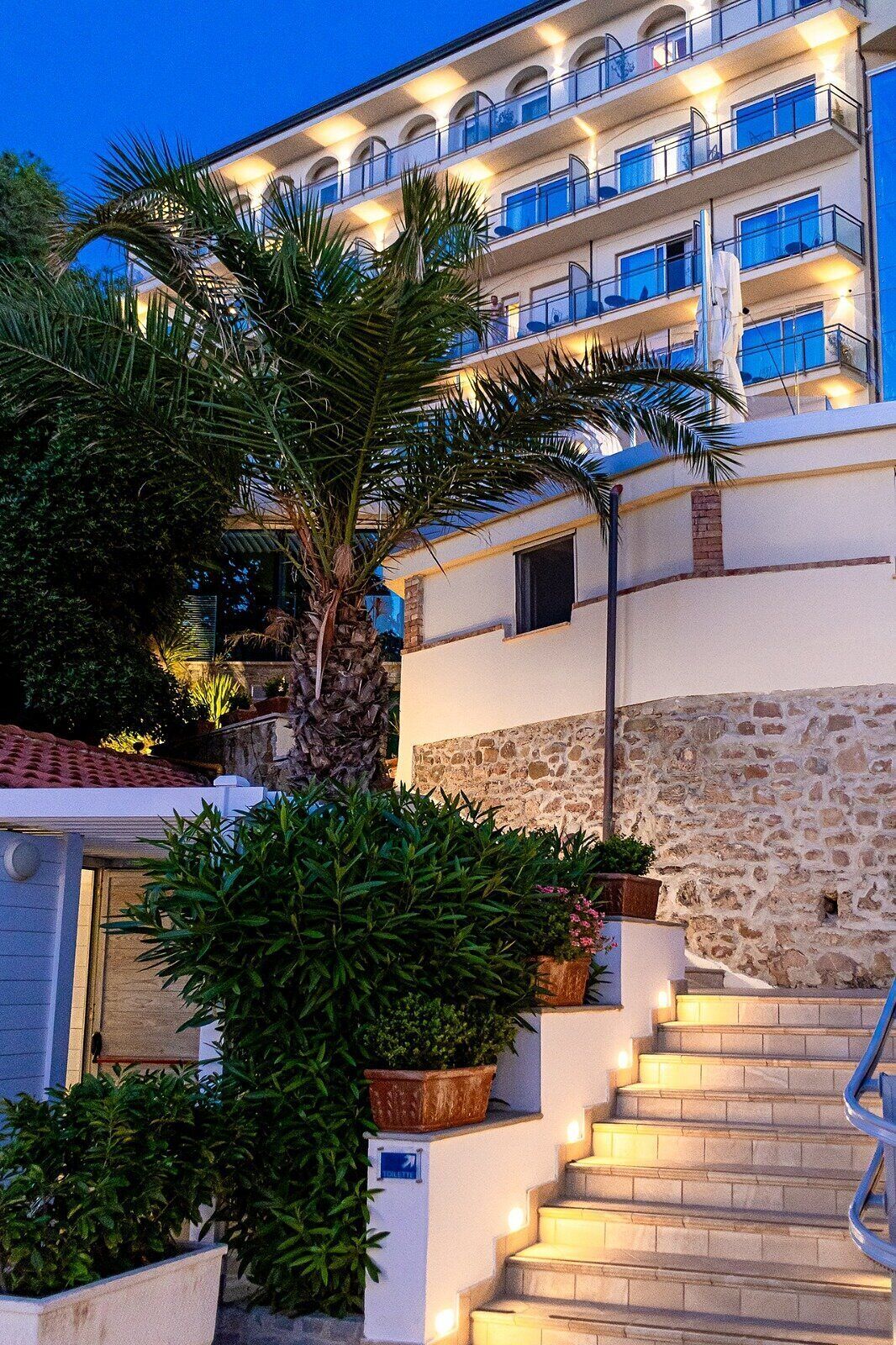 Facciata della struttura