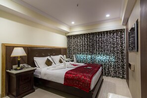 Deluxe-Zimmer, 1 Schlafzimmer, Nichtraucher, Stadtblick