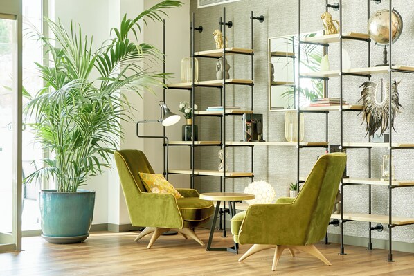 Lobby - B&B Hotel Barcelona Sant Cugat (Sant Cugat del Valles)