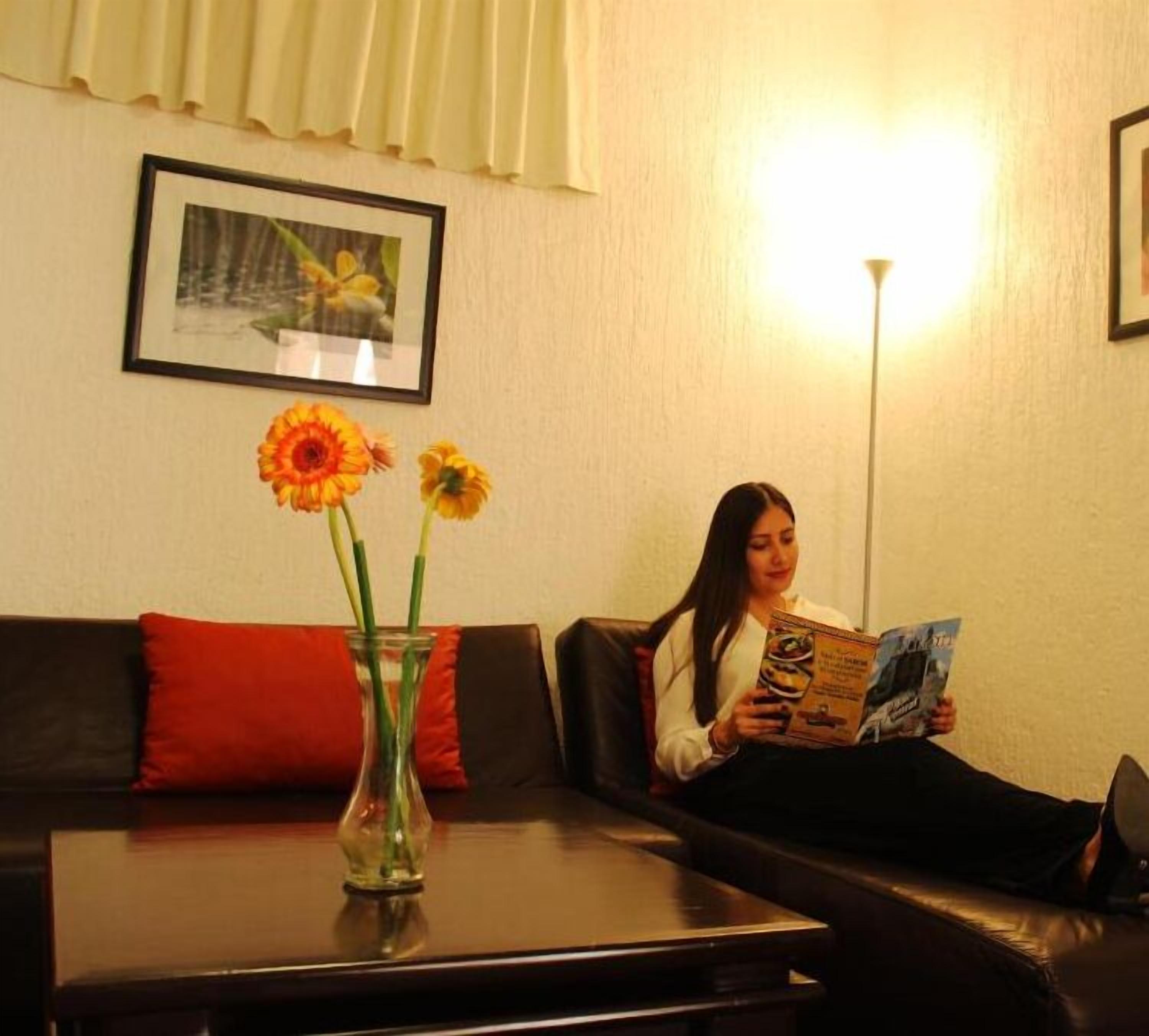 46-inch plasma tv with cable channels, tv