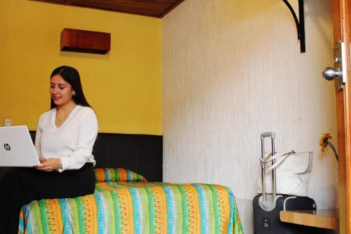 Economy Room | In-room safe, desk, iron/ironing board, free WiFi
