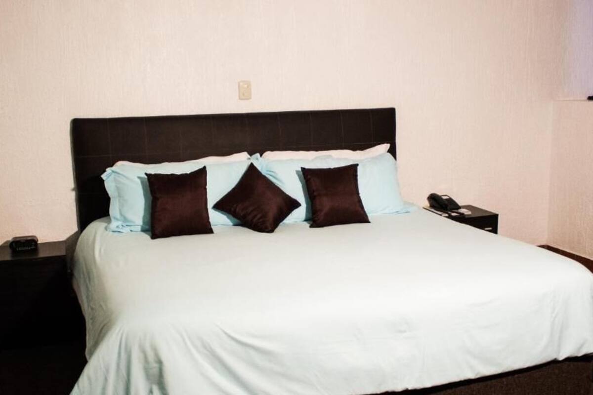 in-room safe, desk, iron/ironing board, free wifi