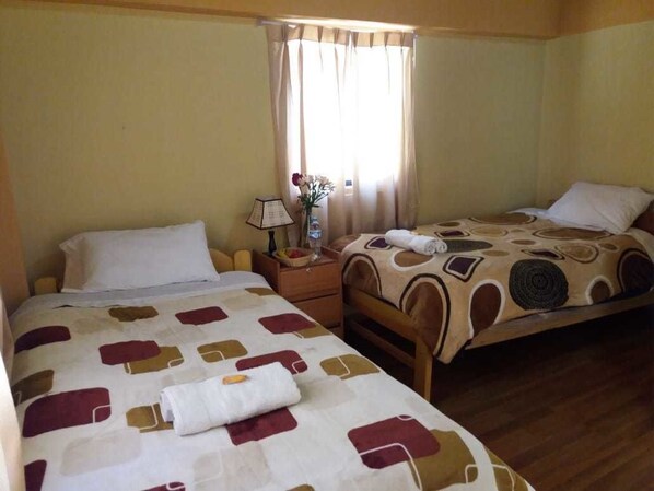 客房內保險箱、熨  斗/熨衣板、免費無線上網