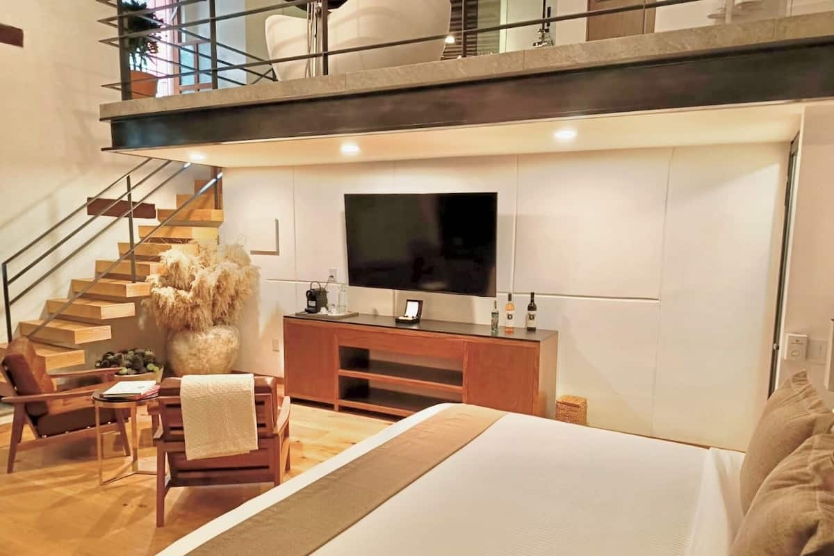 Presidential Double Room, Bathtub