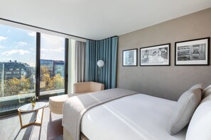 Premium Room, 1 Queen Bed, Balcony, City View | Premium bedding, in-room safe, desk, soundproofing - Hotel Indigo London - 1 Leicester Square by IHG (London)