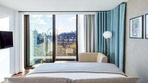 Habitación Premium, 1 cama Queen size, vista a la ciudad | Ropa de cama de alta calidad y caja de seguridad en la habitación 