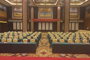 Unclassified image, 2 of 54, button - Gophoe Hotel (Huizhou City)
