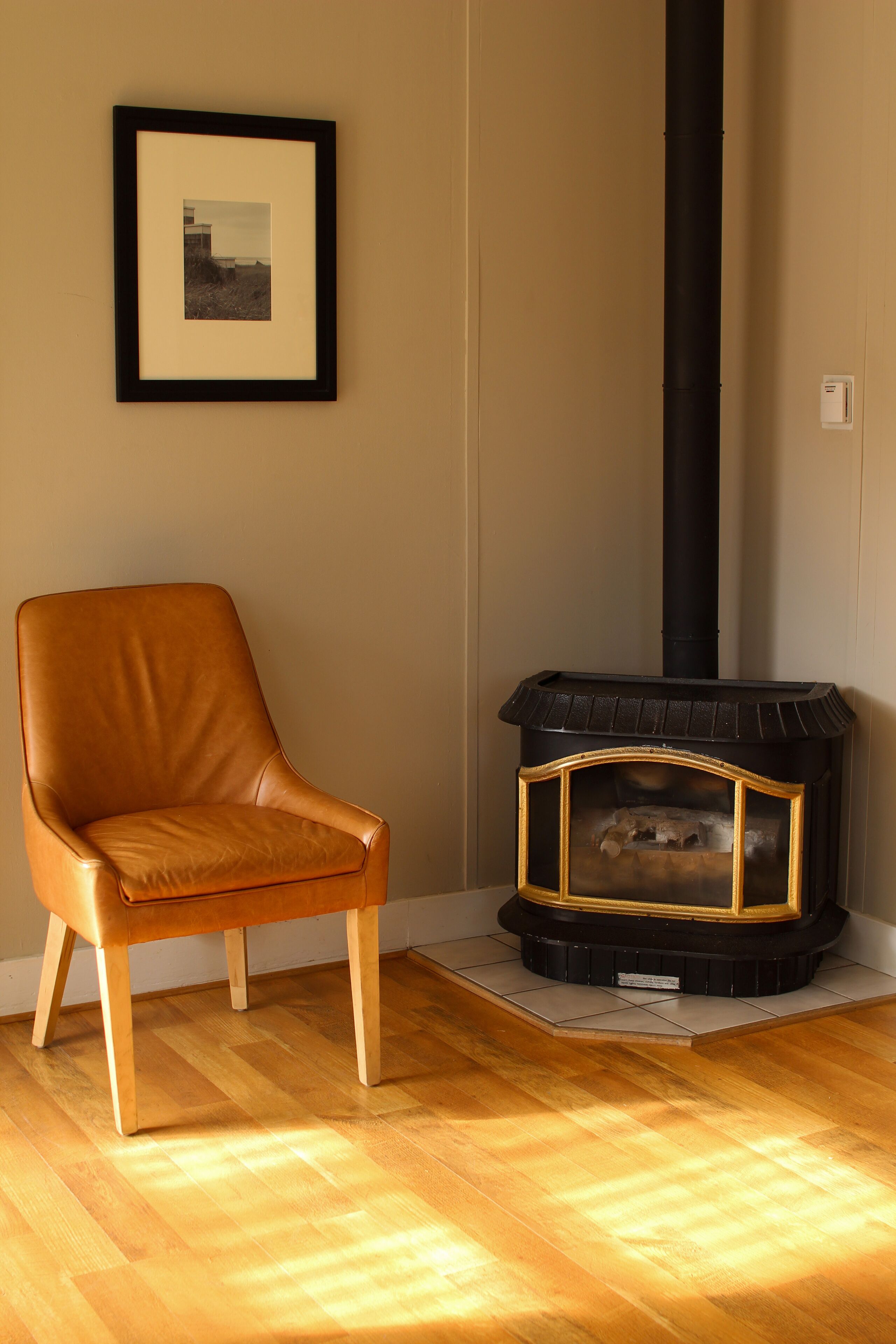 one bedroom with kitchen | living area | 50-inch flat-screen tv with cable channels, tv, fireplace