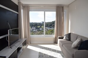 Apartment (301) | Living area