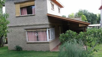 Standard Cabin, Kitchen, Garden View (6 People) | Free WiFi