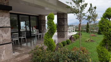 Room, 1 King Bed, Non Smoking (Sea View) | Terrace/patio