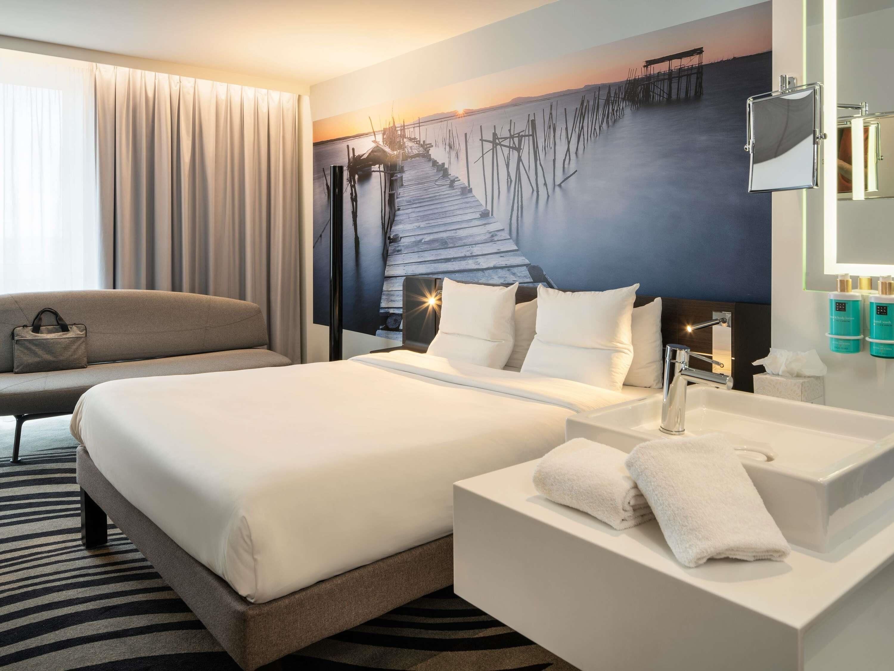 executive room, 1 double bed with sofa bed | minibar, in-room safe, soundproofing, free cots/infant beds