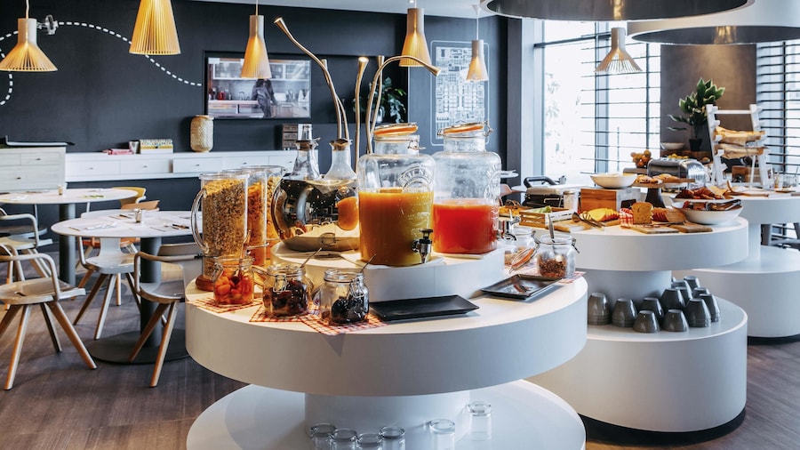 Novotel Paris Coeur d'Orly Airport