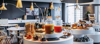 Novotel Paris Coeur d'Orly Airport