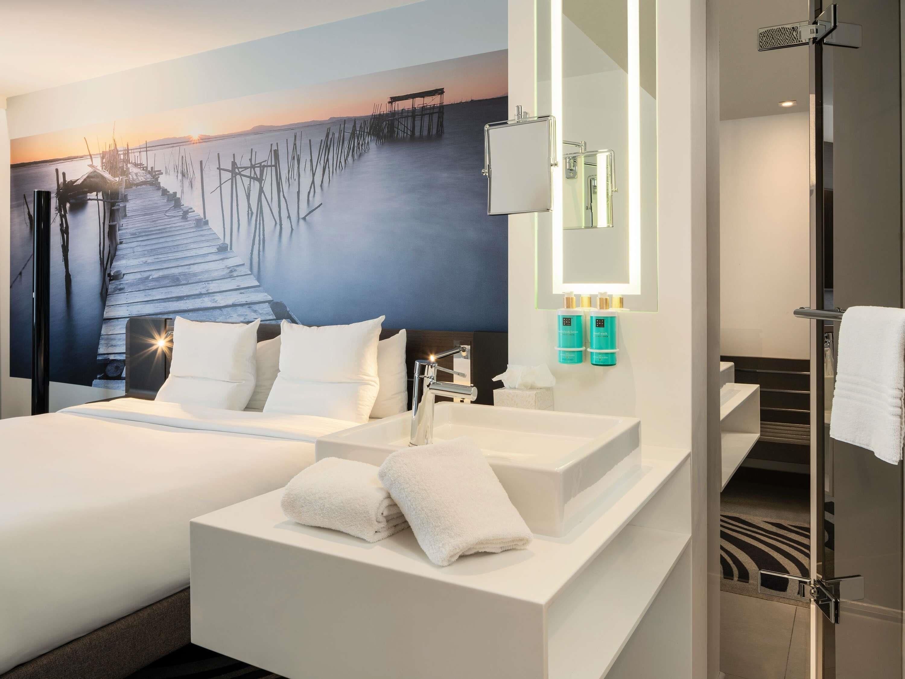 Executive Room, 1 Double Bed with Sofa bed | Minibar, in-room safe, soundproofing, free cots/infant beds