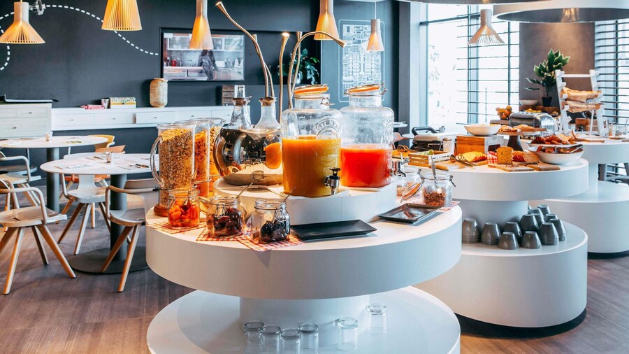 Novotel Paris Coeur d'Orly Airport