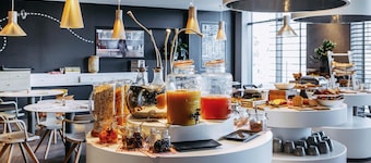 Novotel Paris Coeur d'Orly Airport
