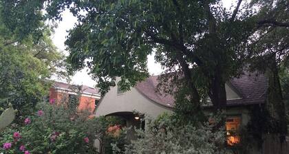 Cottage con Encanto cerca de UT