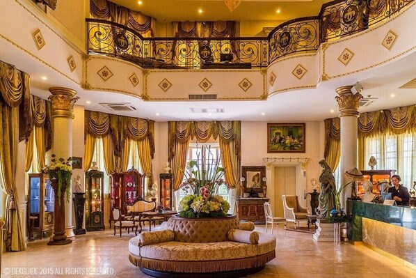 Lobby lounge - Chuchai Buri Sri Amphawa (Amphawa)