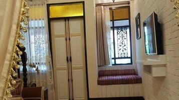 Deluxe Duplex, 1 Bedroom, Balcony, Courtyard Area | View from room