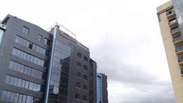 Fachada da propriedade