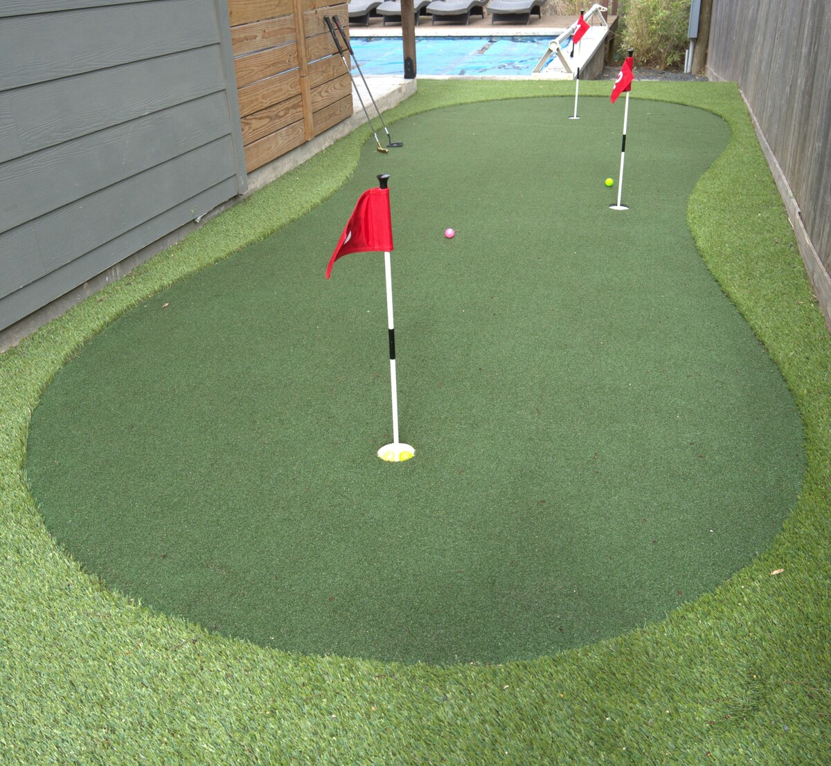 Photo 5 of CasaVilla: Downtown/Pool/Golf Green/18+Guests
