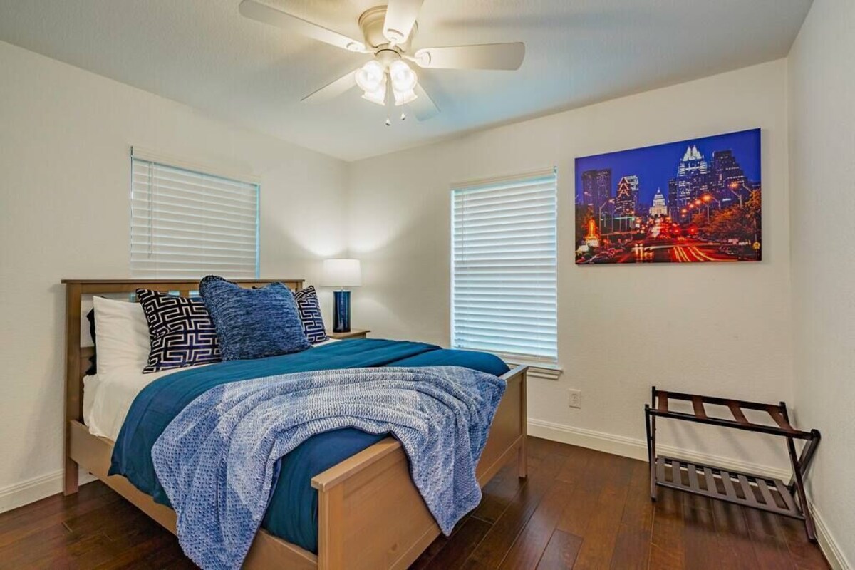 Photo 20 of CasaVilla: Downtown/Pool/Golf Green/18+Guests