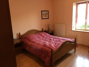 2 bedrooms, iron/ironing board, free WiFi - Apartment in independent house, quiet, Gérardmer (Xonrupt-Longemer)