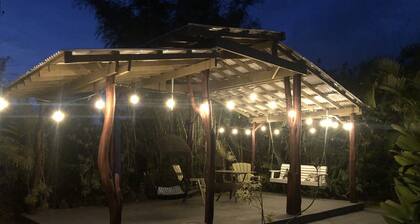 CLEAN and SERENE eco-friendly private cottage!