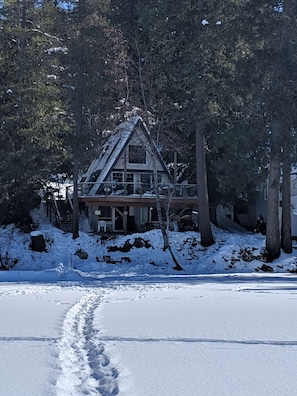 Exterior - Gorgeous Sacheen Lake Villa with Panoramic views of lake from deck w/hot tub! (Newport)