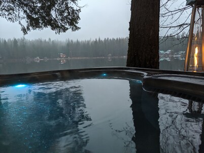Gorgeous Sacheen Lake Villa with Panoramic views of lake from deck w/hot tub!
