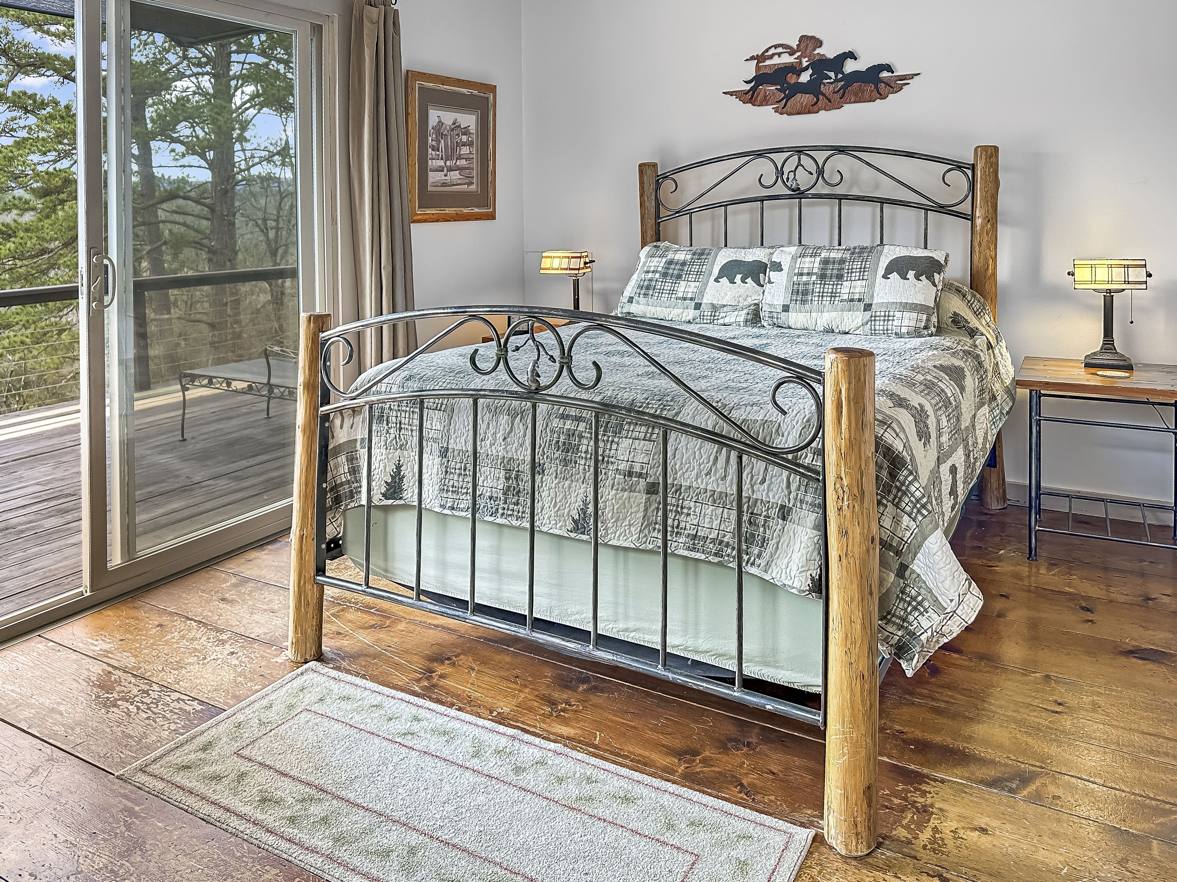 3 多间卧室、办公桌、熨斗/熨衣板、免费 WiFi