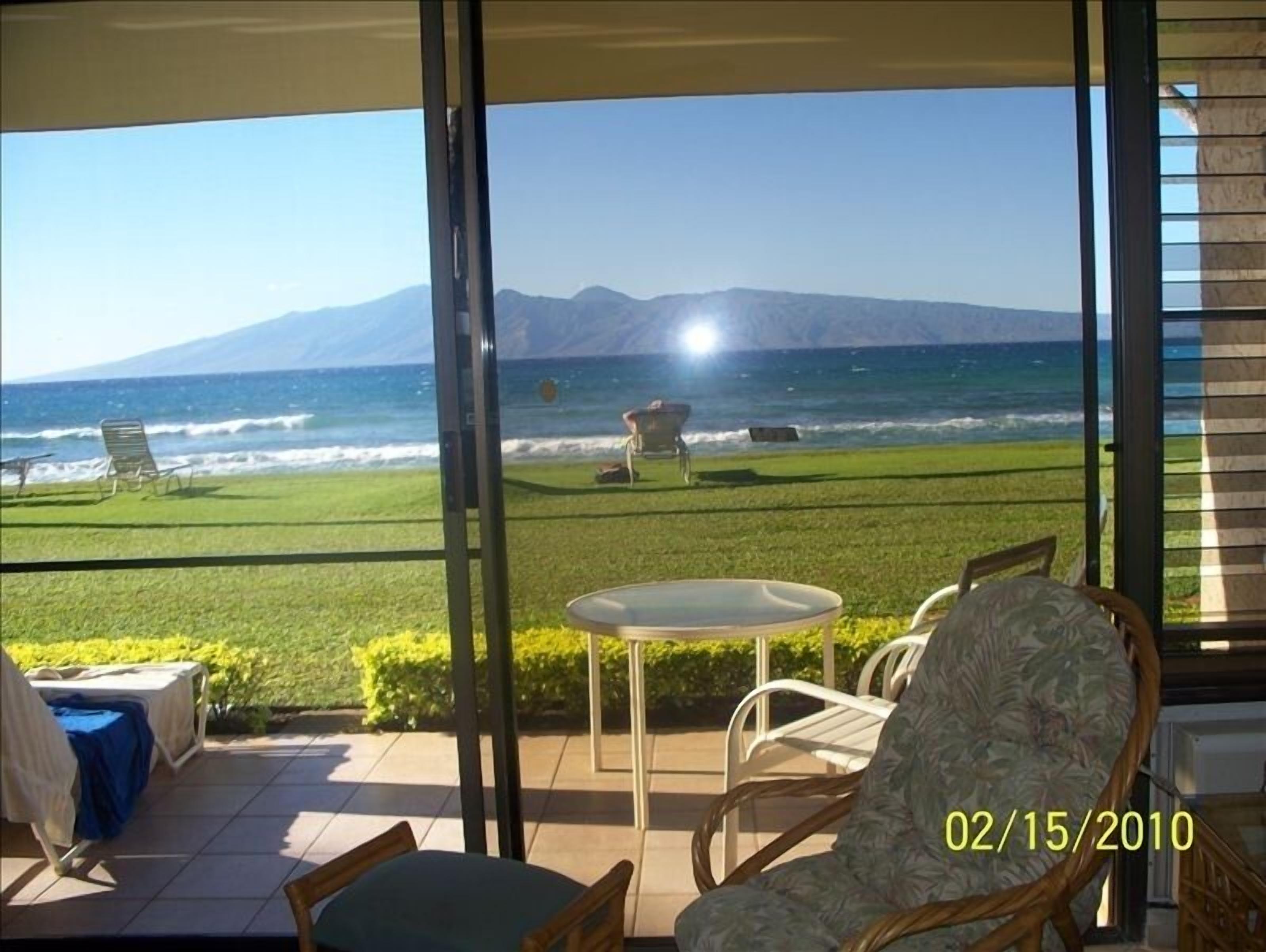Ocean front 1 Bedroom condo in desired F building in Papakea Resort in Maui HI