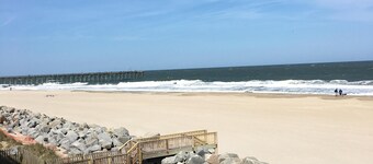 * Bord de l'océan * Animaux acceptés * Pier Views * 2 piscines * Près de North End Pier & Freeman Park