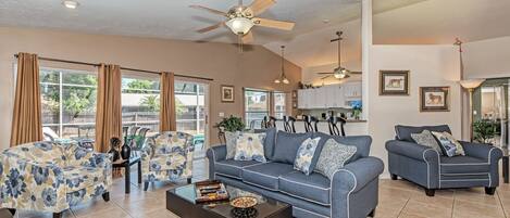 Smart TV, reproductor de DVD, libros