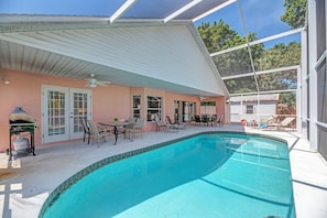 Piscine extérieure, piscine chauffée