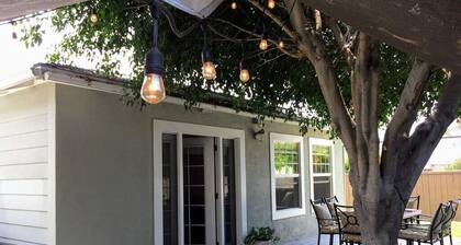 Charming Mid-Century Craftsman ~ Hot Tub • Serene Yard