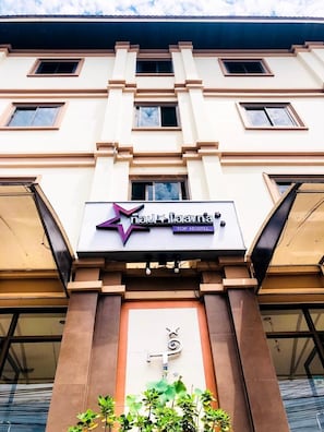 Exterior - Top Hostel (Udon Thani)