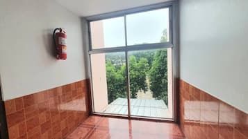 Standard Double Room With Air-Con | 露台