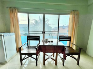 Deluxe Double Room | Rollaway beds, free WiFi, bed sheets