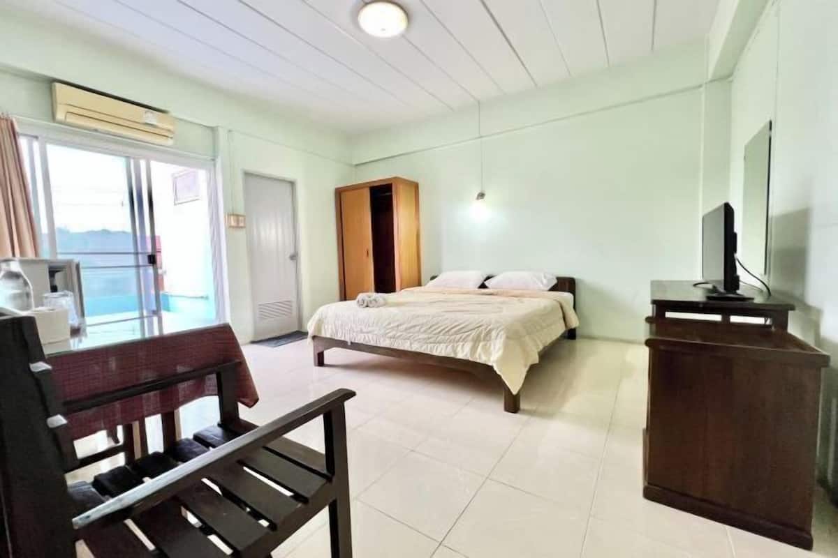 Camas extra, wifi gratis y ropa de cama